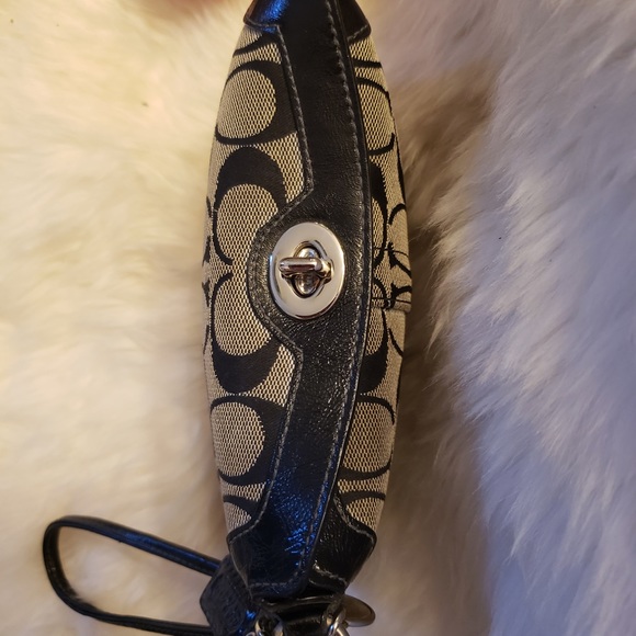 Vintage Coach Monogram Canvas and Leather wristlet - Picture 3 of 5